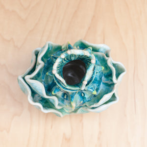 Anemone Bloom Vessel