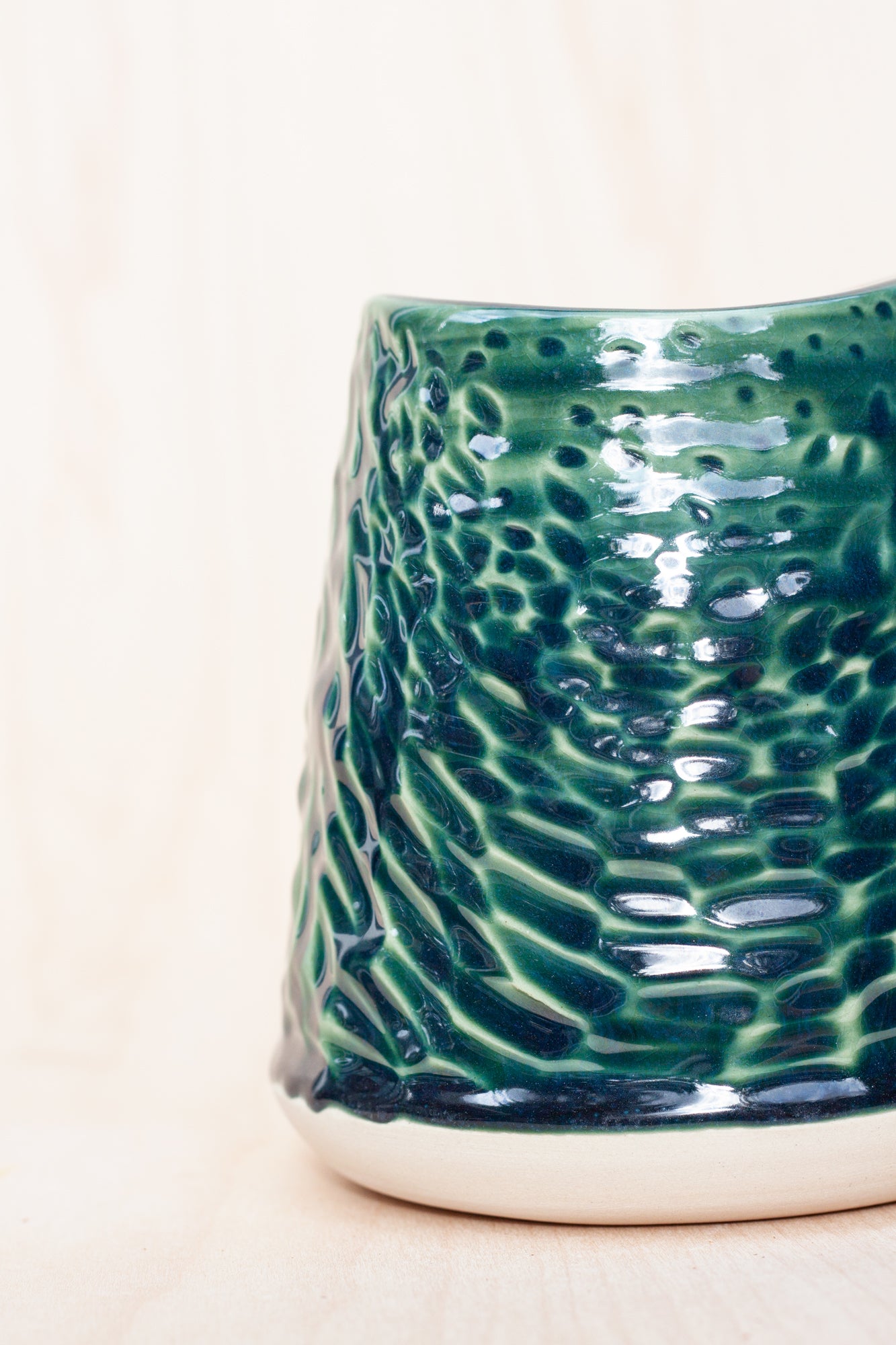 Canyon Vase in Emerald