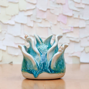 Petal Bud Vase in Coral