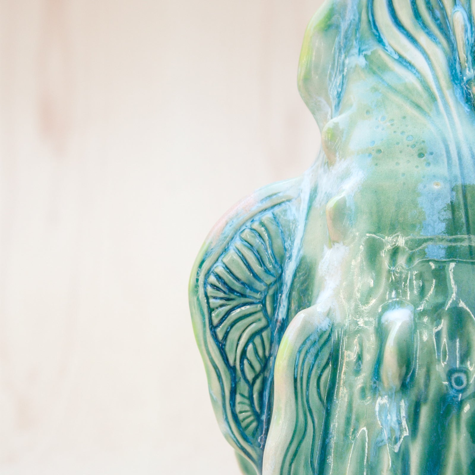 Crested Anemone Vase