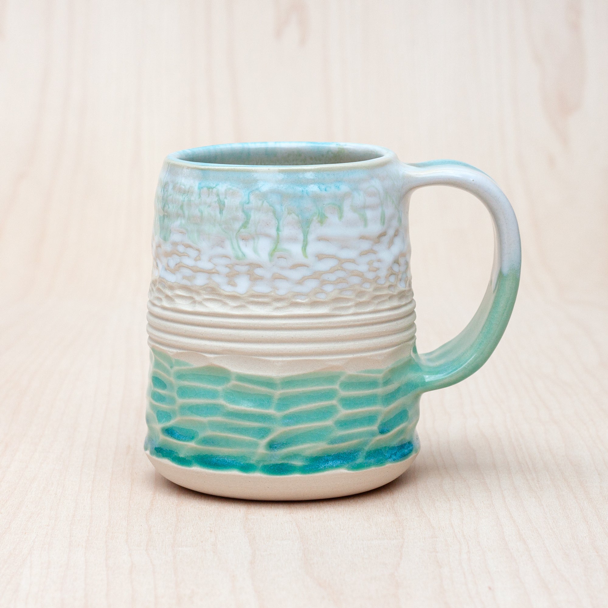 Horizon Stein in Glacial Melt